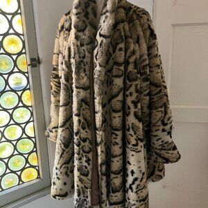 Faux Fur Leapard Jacket